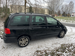 Volkswagen Sharan 1.9 96kW (3 foto / 5)