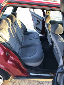 Peugeot 406 2.1 TD (8 foto / 15)
