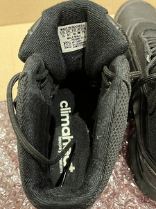 Adidas ClimaHeat meeste talve/sügise saapad (6 foto / 6)