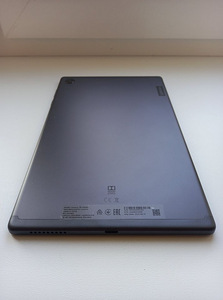 Новый планшет Lenovo Tab M10 HD 2nd gen (2 фото из 3)