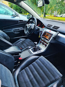Volkswagen Passat 2.0 TDI 103kw (5 foto / 6)