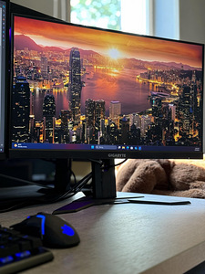 Monitor Gigabyte 24" 180Hz (1 foto / 2)