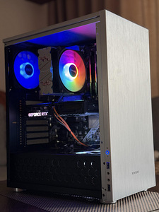 Ryzen 5 5600 / 16GB DDR4 / RTX 3060 12GB (1 foto / 4)