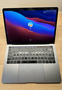 MacBook Pro (13-inch, 2019, Two Thunderbolt 3 ports) (5 foto / 6)