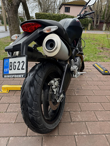 Ducati Monster 696 (3 foto / 10)