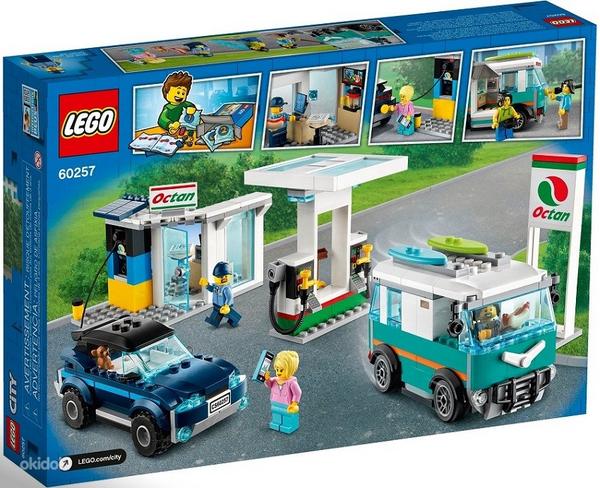 LEGO City станция обслуживания 60257 (фото #2)
