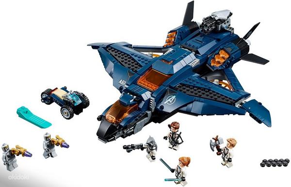LEGO Super Heroes Marvel The Ultimate Quinjet 76126 (фото #4)