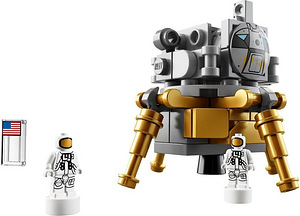 LEGO Ideas NASA Apollo Saturn V 92176 (3 foto / 5)