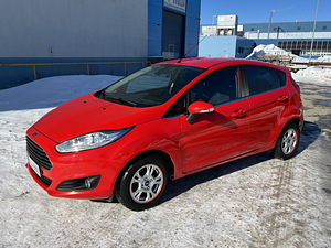 Ford Fiesta 2014 (1 foto / 6)