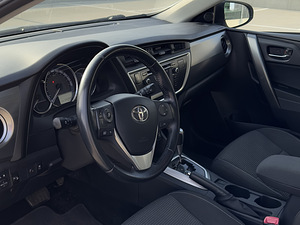 AUTORENT TOYOTA AURIS (4 foto / 5)