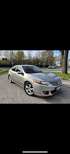Honda Accord 2008 (9 foto / 10)