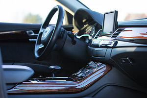 M/V: Audi A8 3.0 V6 TDi 184kW (11 foto / 15)