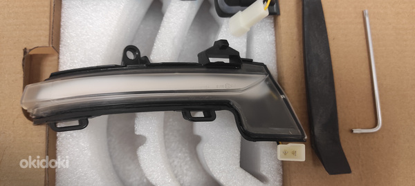 Škoda Octavia 2013-2018 LED dünaamilised suunatuled peeglis