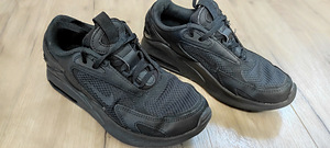 Tossud 35,5 Nike Air Max ketsid laste jalanõud (1 foto / 5)