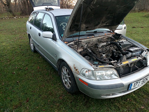 Запчасти vOLVO V40 1.9 дизель 75кВт с 2000 года (5 фото из 10)