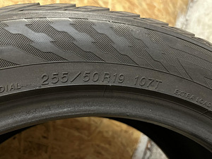 Naastrehv 255/50R19 107T (4 foto / 5)