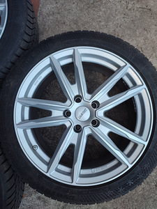 Диски Dezent 5x112 R18 + шины (6 фото из 8)
