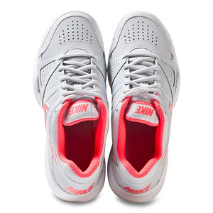 Nike тенниски 28,5 (3 фото из 3)
