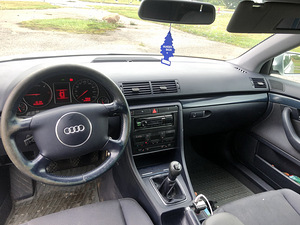 Audi A4 1.9 74kw üv 07.2023 (5 foto / 7)