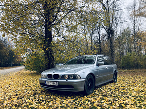BMW 530D 142kw (1 foto / 7)