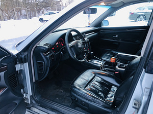 M/V: Audi A8 D2 3.7 169kw V8 Quattro (6 foto / 9)
