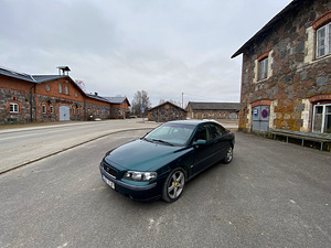 M/V: Volvo S60 (2 foto / 9)