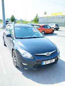 Hyundai i30 crdi (1 foto / 4)