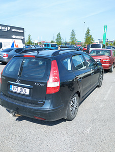 Hyundai i30 crdi (2 foto / 4)