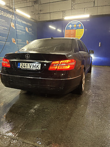 Mercedes Benz E220 2010 (4 foto / 5)