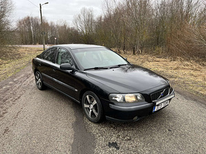 Volvo S60 diisel automaat (4 foto / 13)