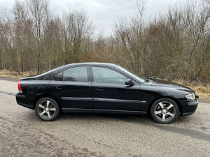 Volvo S60 diisel automaat (5 foto / 13)