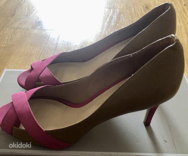 Charles and Keith kingad suurus 36