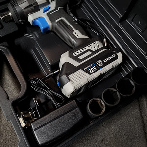 M: Deko Tools Brushless Impact Wrench 20V 350NM 1/2" löögiga (3 foto / 3)