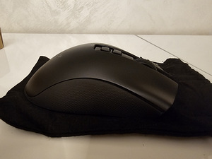 Игровая мышь Razer DeathAdder V2 Pro (7 фото из 9)