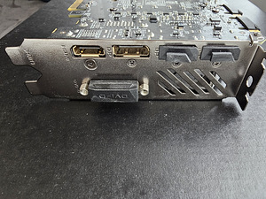 GIGABYTE GTX 1070 Ti WINDFORCE 8G (3 foto / 3)