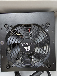 CORSAIR CX650M BRONZE80 (1 foto / 4)