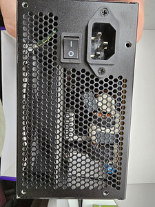 CORSAIR CX650M BRONZE80 (2 foto / 4)