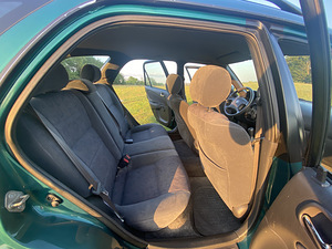 Toyota Corolla 1.6 VVT-i 16 valve 81kW (11 foto / 15)