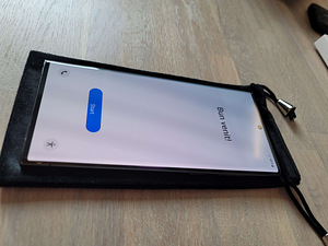 Samsung Galaxy S22 Ultra 256GB must (2 foto / 5)