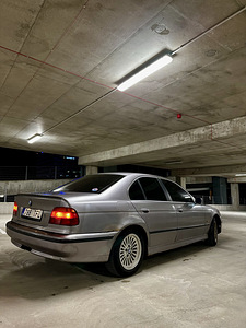 BMW 525TDS (4 фото из 6)