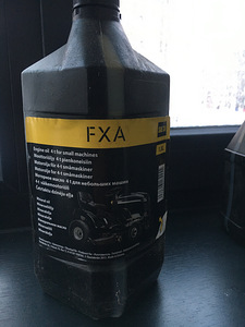 Õli (4t) 2,1 l / niiduk trimmer (2 foto / 3)