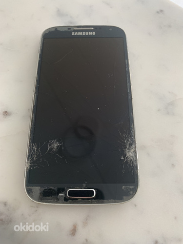 Samsung Galaxy S II; S4 (фото #2)