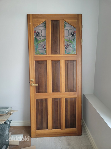 Деренянная дверь (фото #1)