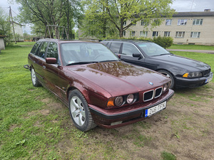 BMW 525 (2 фото из 4)