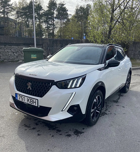Peugeot 2008 GT-Line 1.2 96kW (1 foto / 11)