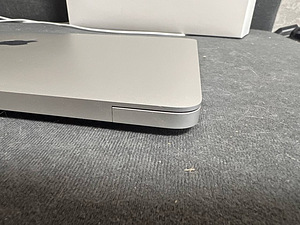 MacBook Air M1 2020 256GB/8GB (8 foto / 9)