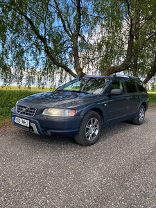Volvo XC70 2.4D 136kw (1 foto / 10)