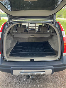 Volvo XC70 2.4D 136kw (10 foto / 10)
