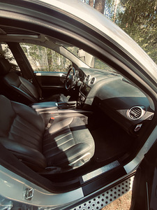 Mercedes ML350 (4 foto / 5)
