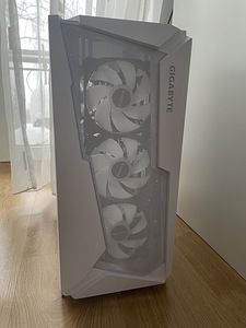 Mängutiarvuti (1 foto / 5)